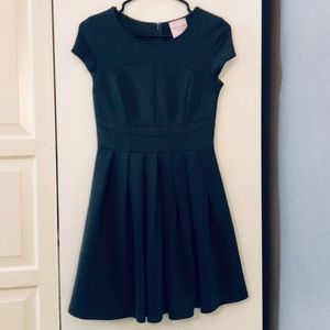 Lightly worn, office appropriate t-shirt dress